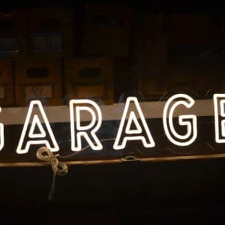 Neon led valotaulu Garage