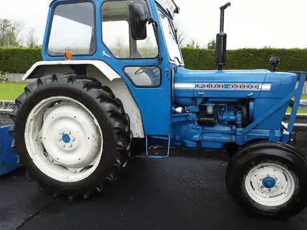 FORD 4000 traktorin ohjaustehostinsarja Ford 4000, traktorin ohjaustehostinsarja